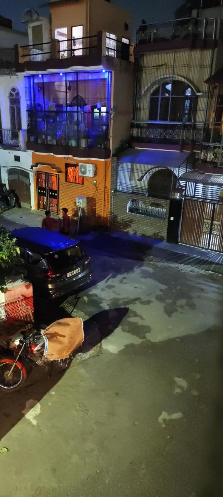 Hotel Raju Homestay Ayodhya 150 Meters From Shree Ram Janmbhoomi Temple 200 Meters From Ayodhya Dham Railway Station エクステリア 写真